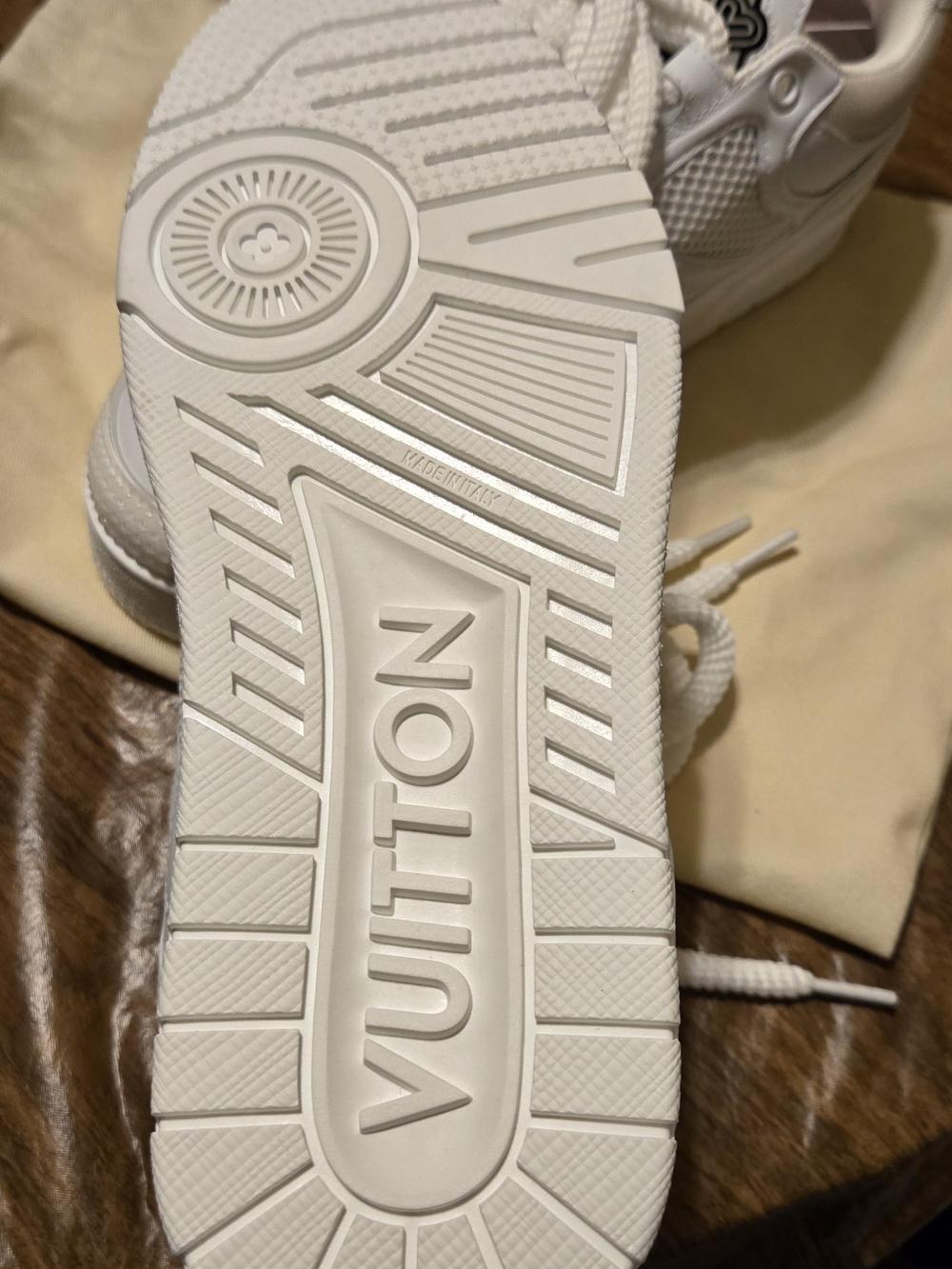 Louis Vuitton Mens White LV Skater Sneakers - Picture 5 of 11